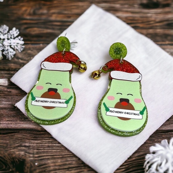 Jingle All the Way with Fun Avocado Dangle Earrings – Perfect for Christmas! NWT - Picture 2 of 4